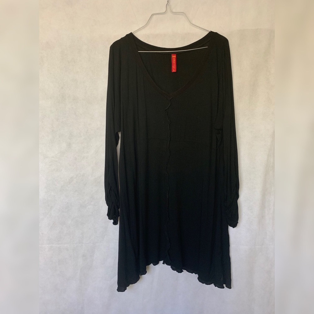 🚨Long sleeve black dress🚨